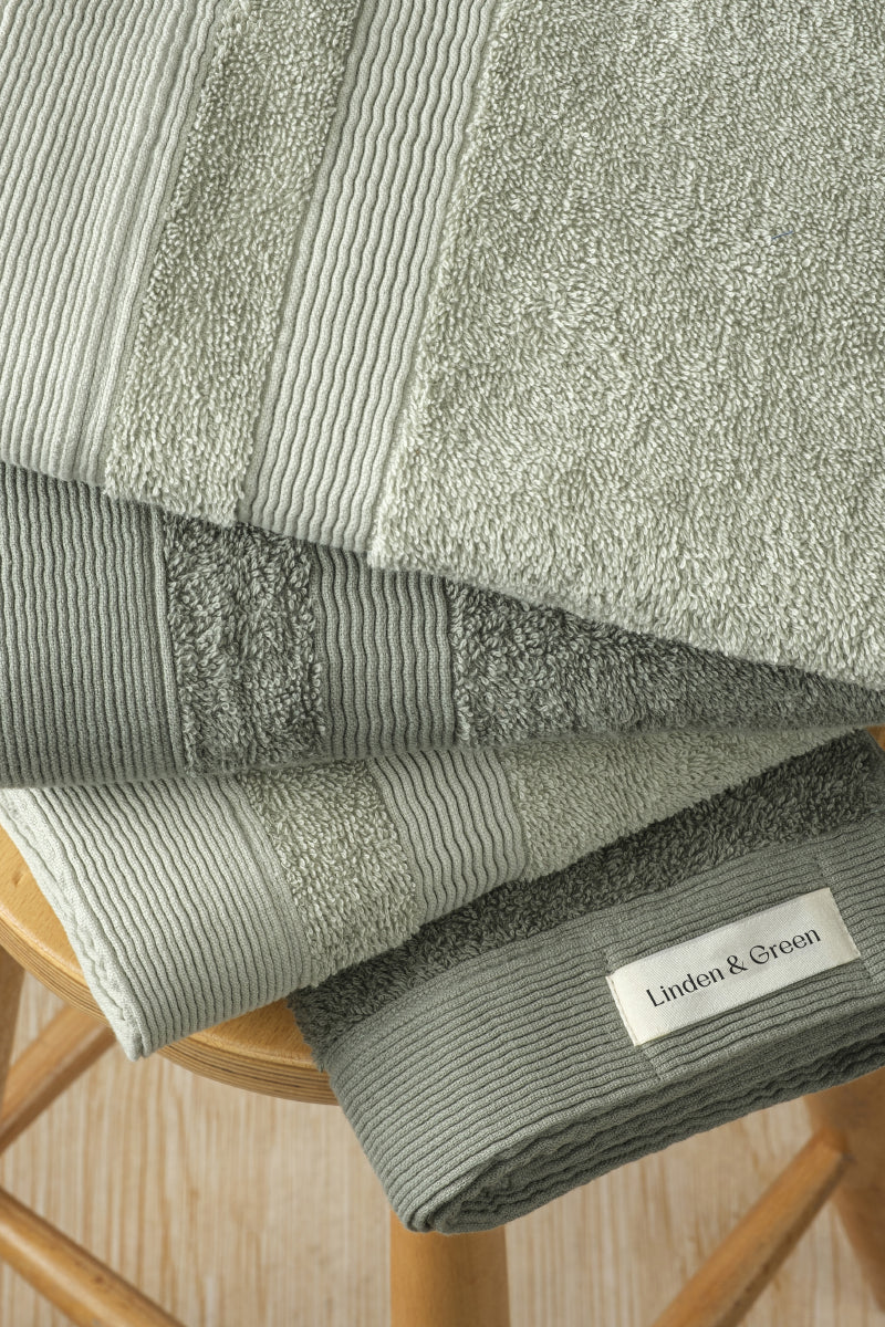 Badhanddoeken Set | 2 Handdoeken 50x100 cm & 2 Badhanddoeken | 70x140 cm | Pale Olive