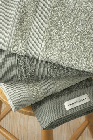 Badhanddoeken Set | 2 Handdoeken 50x100 cm & 2 Badhanddoeken | 70x140 cm | Pale Olive