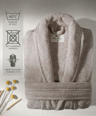 Sorena badstof badjas stone met sjaalkraag – unisex, 100% katoen – foto 4