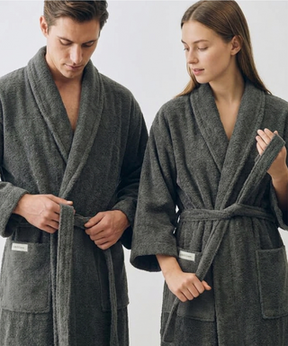 Sorena badstof badjas antraciet met sjaalkraag – unisex, 100% katoen – foto 2