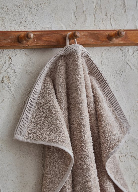 Badhanddoeken Set | 2 Handdoeken 50x100 cm & 2 Badhanddoeken | 70x140 cm | Beige